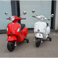 Xe Máy Điện Trẻ Em VESPA Có Nhạc Còi Đèn Kèm Sạc Điện